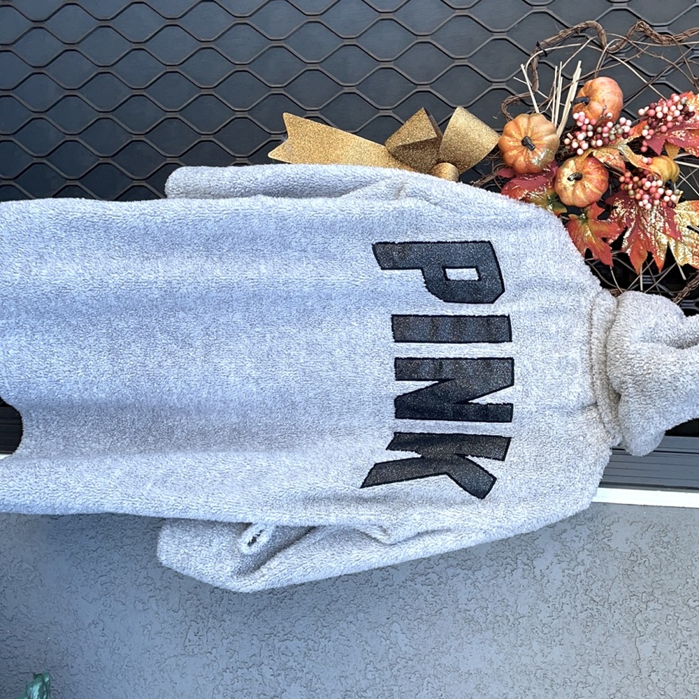 Victoria Secret Pink Robe